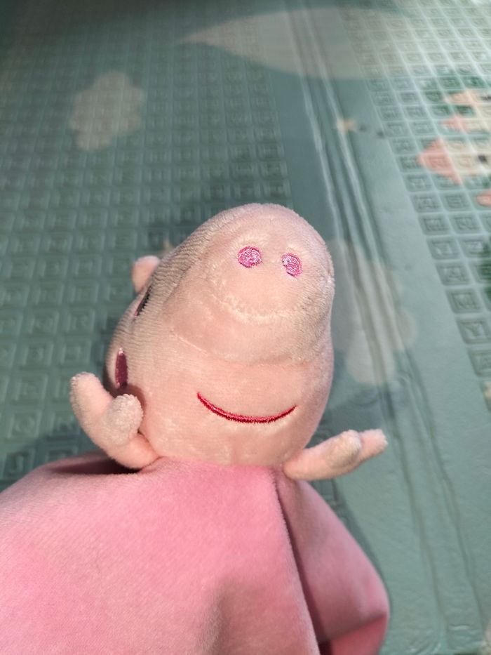 Doudou Peppa pig - photo numéro 5