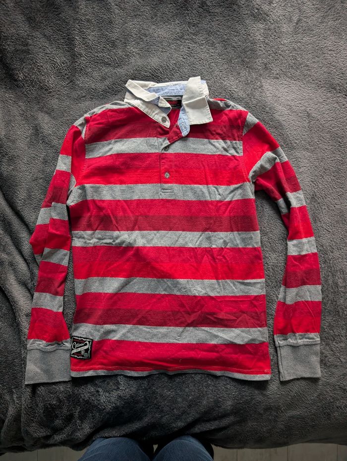 Pull catimini rouge taille 14 ans