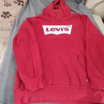 Sweat Levis rouge 16 ans
