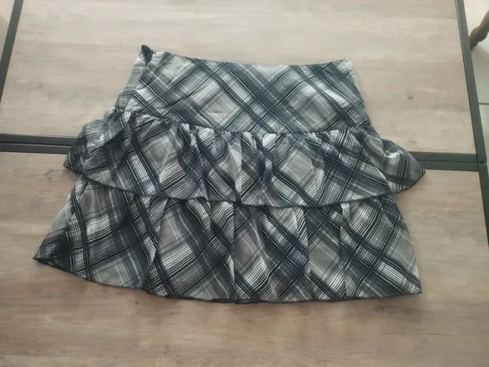 Mini jupe à volants