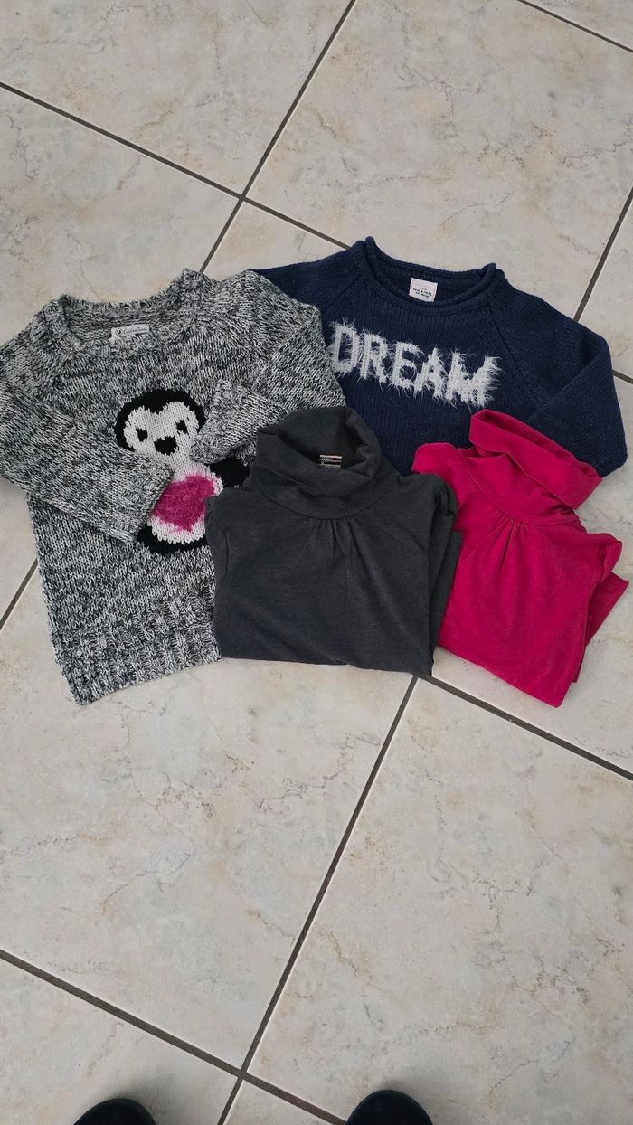 🩷🩷🩷😍🤩Lot pulls et sous pulls 4 ans fille😍🤩🩷🩷🩷