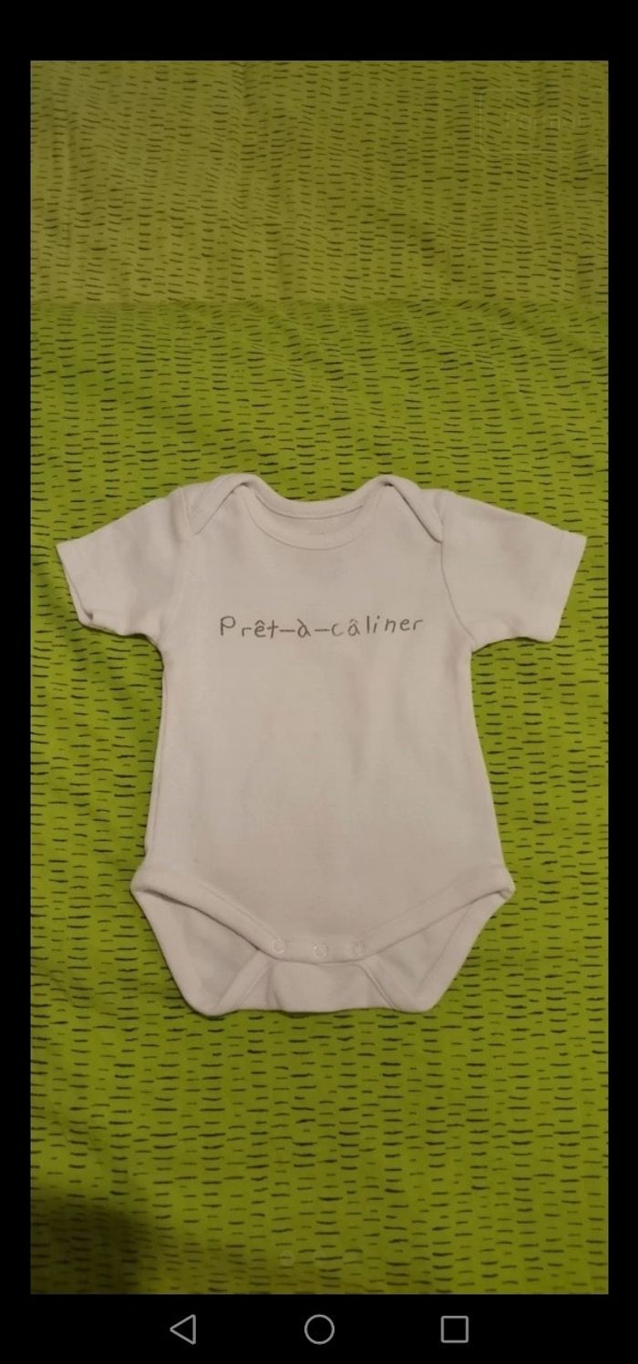 Body 1 mois