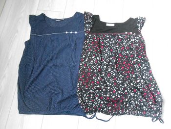 2 blouses