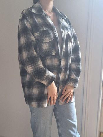 Veste grise à carreaux