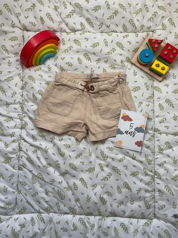 short beige 5/6 ans zara taille réglable