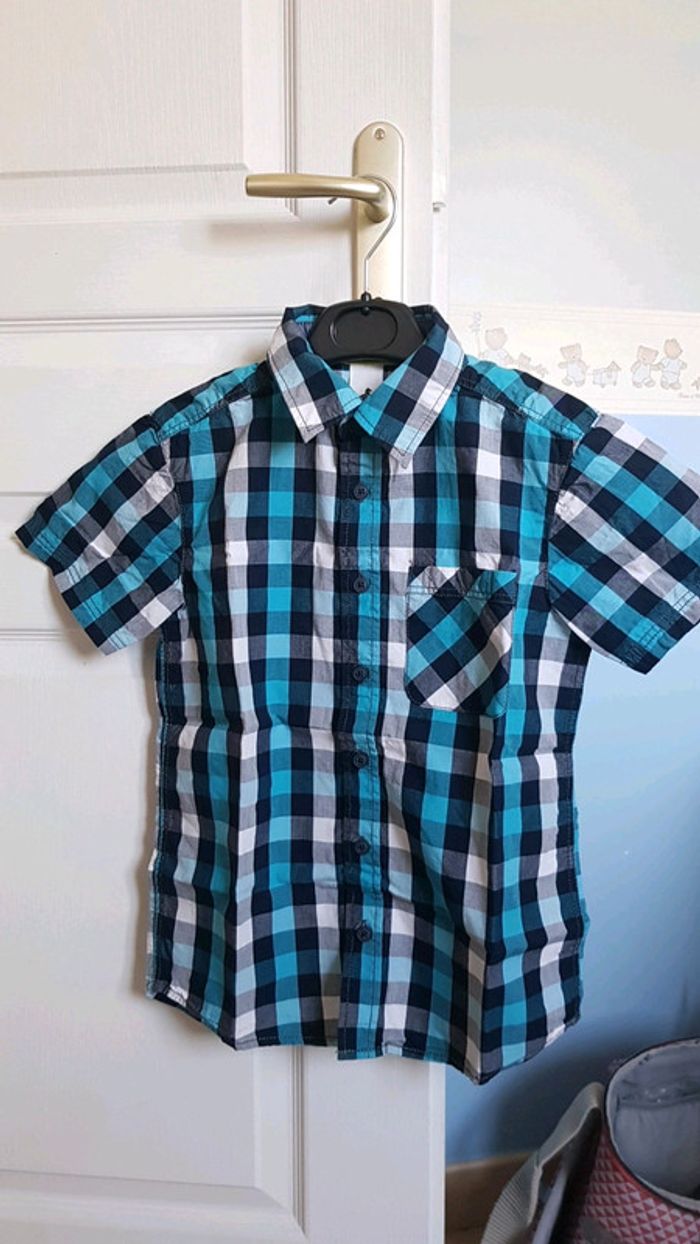 Chemise / chemisette taille 134cm 9 ans