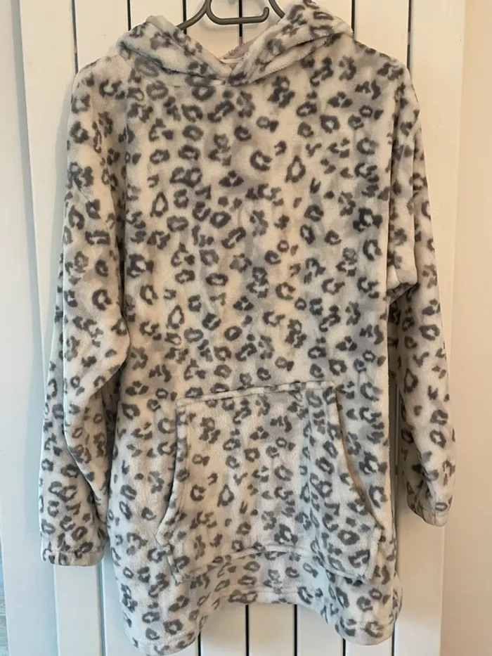 Pull couverture imprimée léopard