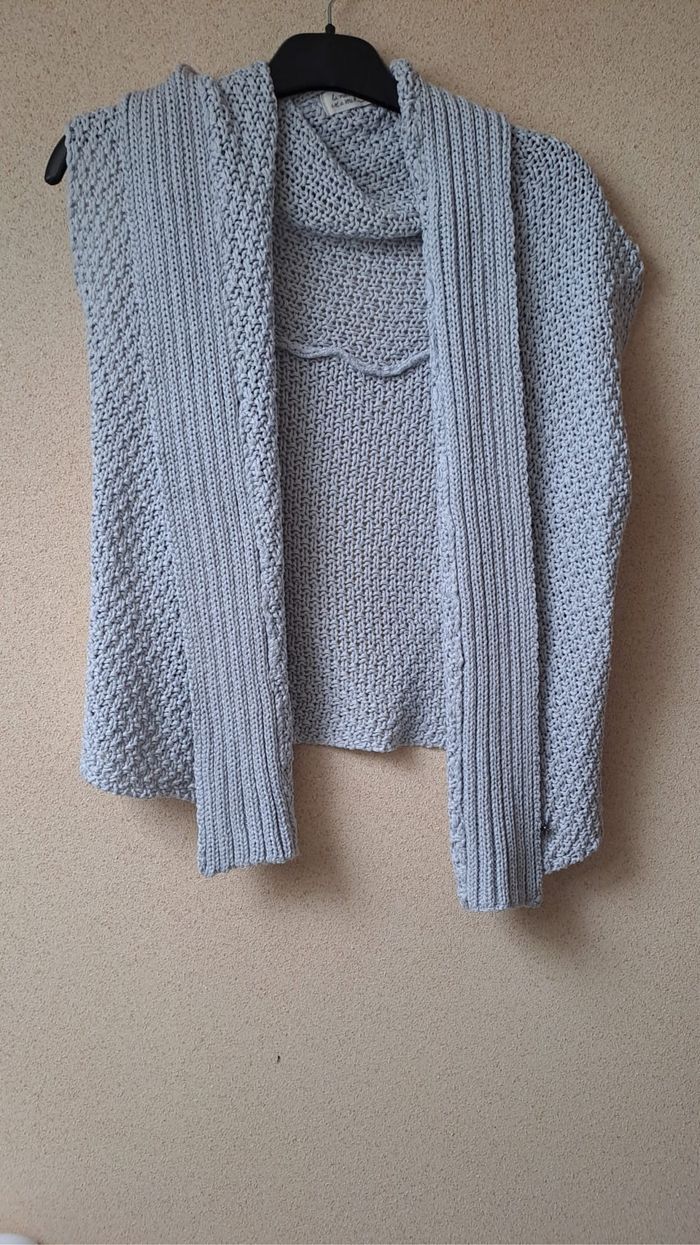 Gilet sans manche taille 1