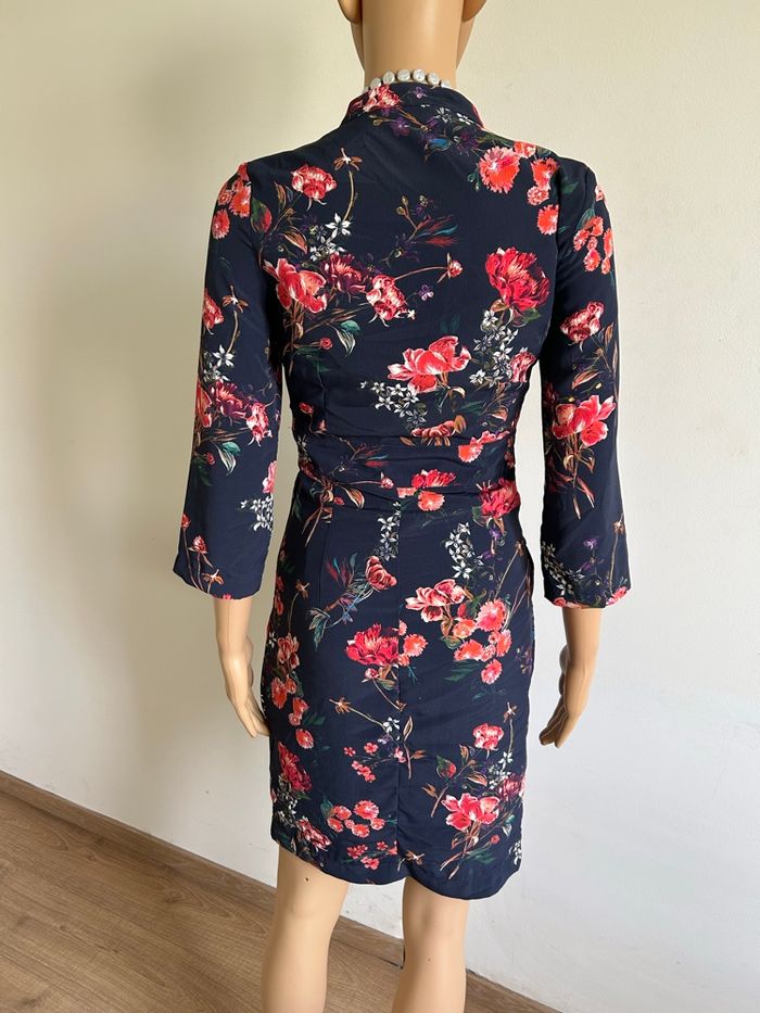 Robe bleue marine et fleurie neuve Morgan taille 34 - photo numéro 5