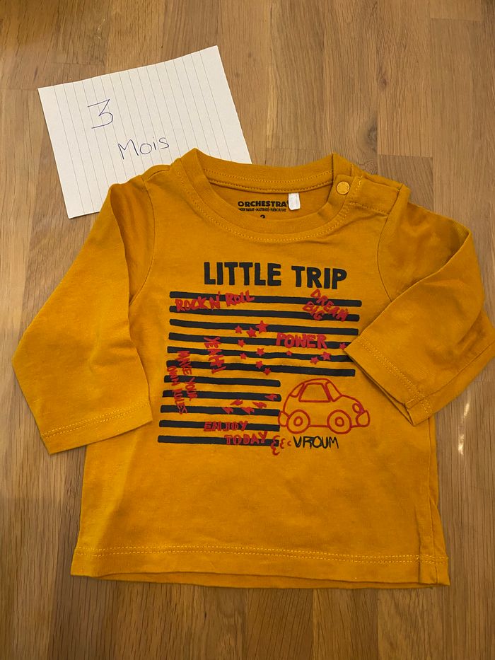 T shirt manches longues ~ 3 mois