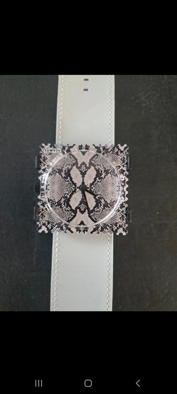 Montre STAMPS neuve