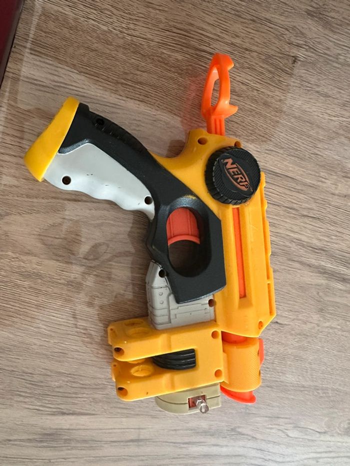 Pistolet nerf
