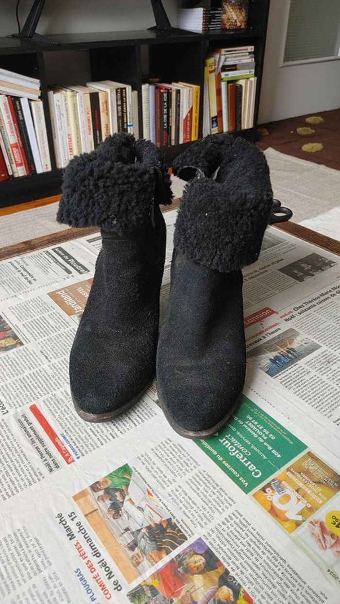 Bottes en mouton retourné shearling intégralement fourré UGG taille 40 - photo numéro 4