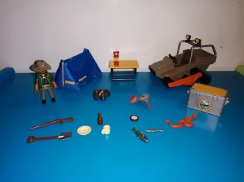 Thème* personnage & accessoires / chasseur de trésor