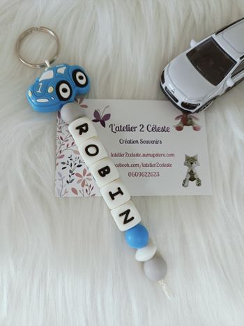 Porte-Clés en silicone voiture bleu roi