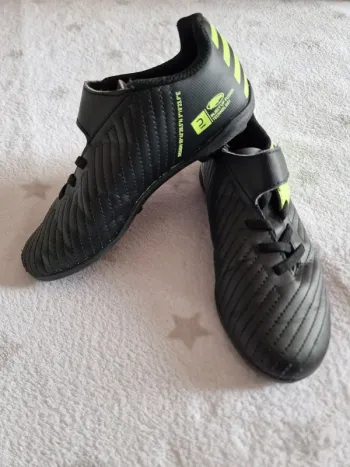 Baskets de foot pointure 32