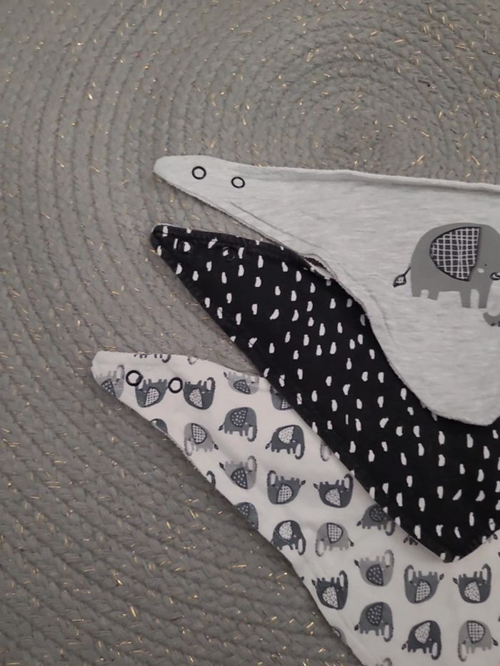 Lot 3 bavoirs bandanas gris blanc noir mixte - photo numéro 3