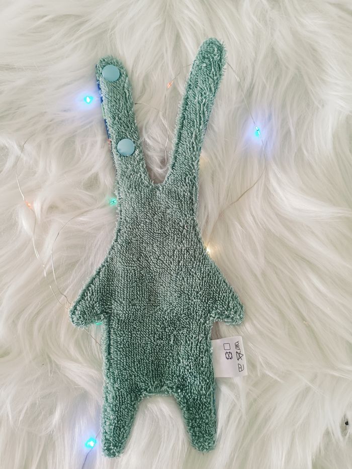 Petit Lapin en tissu - photo numéro 2