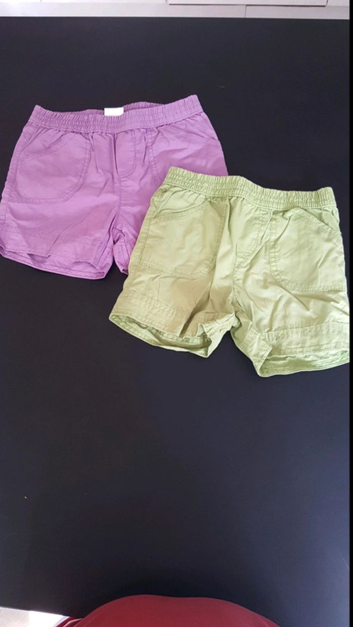 Lot de 2 shorts 4 ans