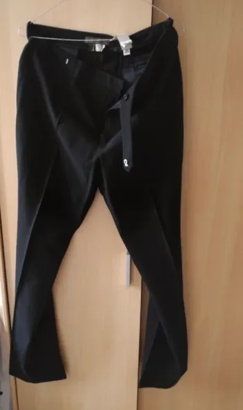 # pantalon noir Zara#