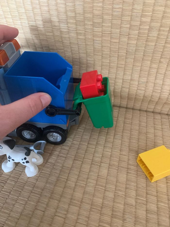 Le camion poubelle 10519 lego duplo - photo numéro 2