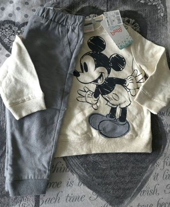 NEUFS (non portés) 🏷😍🥰superbe ensemble sweat et pantalon molleton 18MOIS Garçon 🥰😍🏷