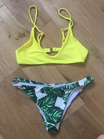 Maillot de bain deux pièces jaune vert jungle