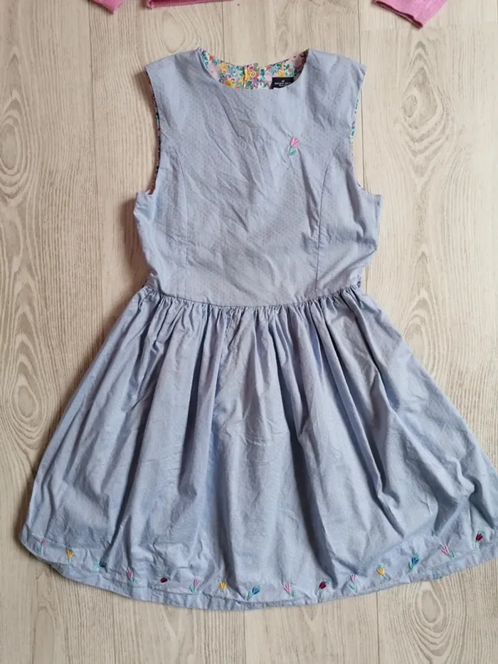 Ensemble Sergent Major le papillon et la grenouille
Gilet 10 ans Robe reversible 11 ans - photo numéro 9