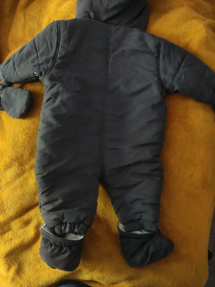 Combinaison 6 mois - photo numéro 5