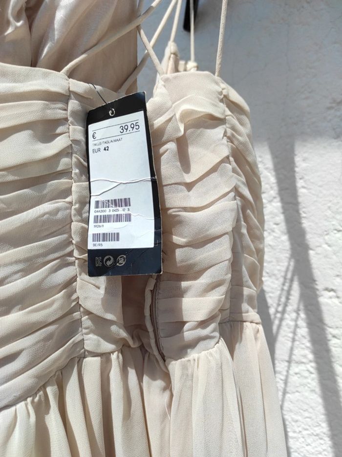 Robe de soirée cocktail drapée h&m beige - photo numéro 7