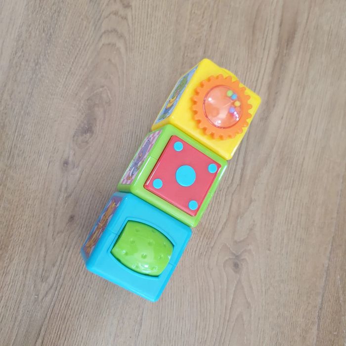 ⭐ Jouet à empiler Cubes d'Activités Fisher-Price
#emyfleury_jouets - photo numéro 3