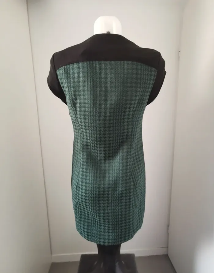 Robe Naf Naf hiver 36 - photo numéro 2
