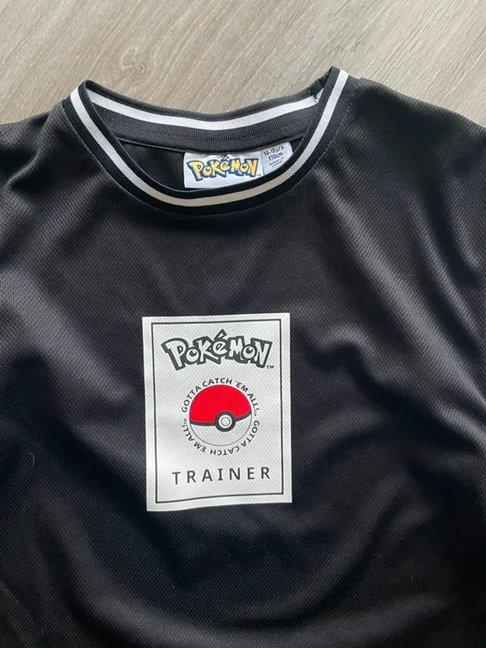 Ensemble Pokémon short et t shirt 14-15ans - photo numéro 2