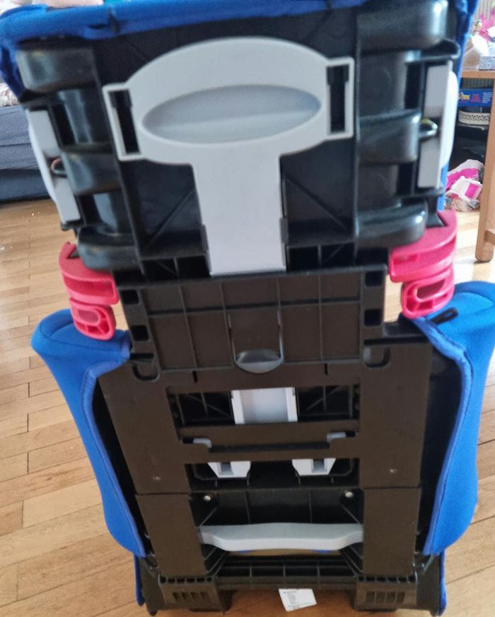 Vends siège auto CUBOX Baby auto - photo numéro 2