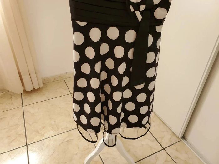 Robe taille M toute neuve - photo numéro 3