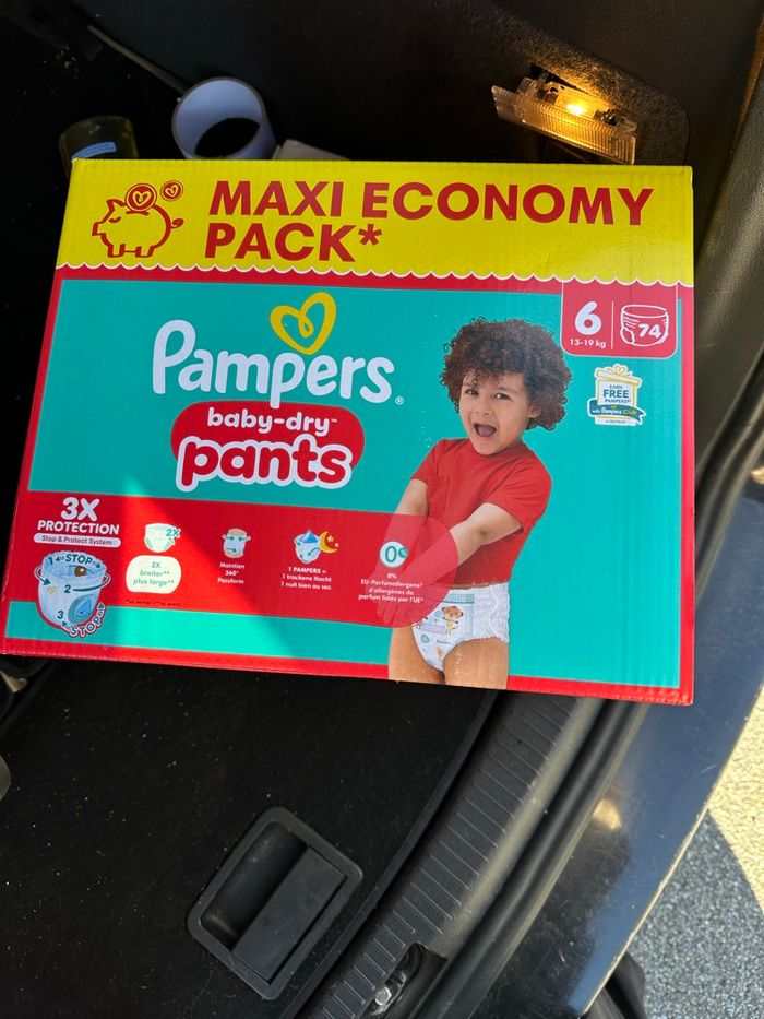 Couche culotte Pampers