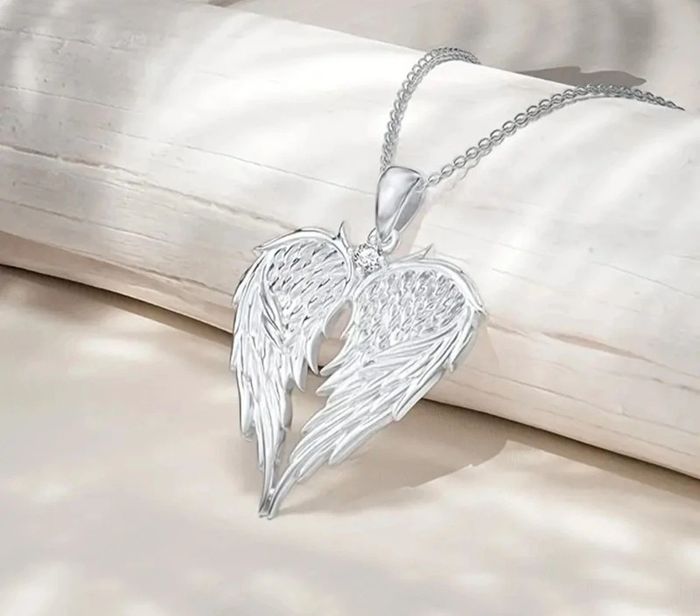 Pendentif + chaîne femme