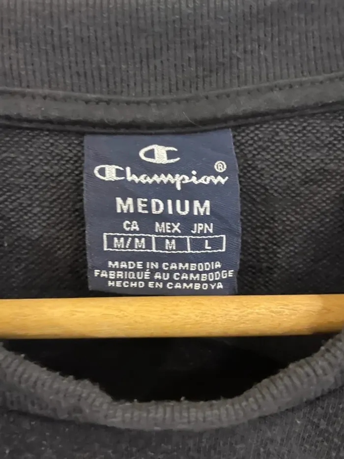 Champion Crewneck vintage size M black - photo numéro 6