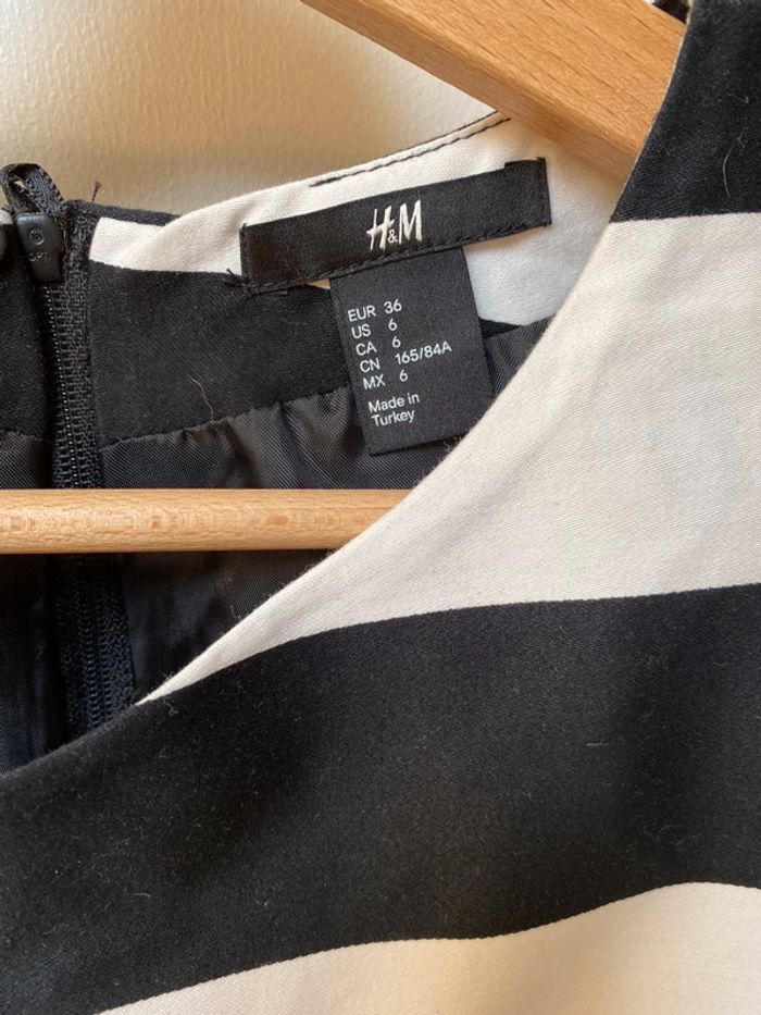 Robe h&m - photo numéro 2