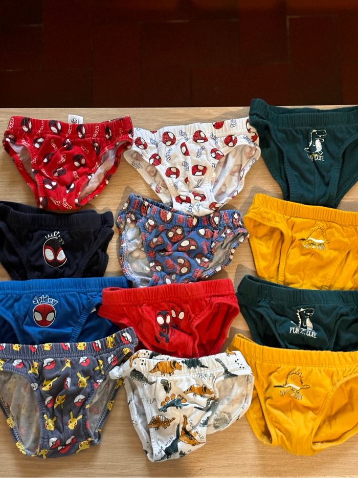Lot 12 culottes slips garçon 2-3 ans neuf