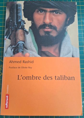 Livre "l'ombre des talibans" en très bon état