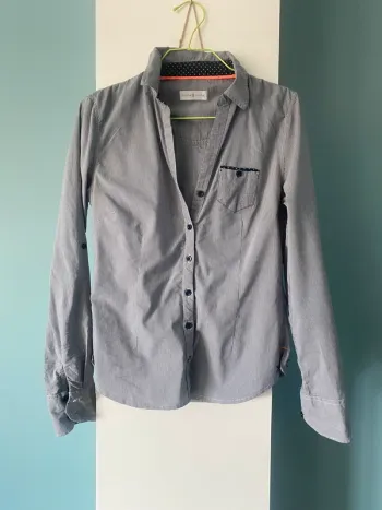 Chemise à carreaux
