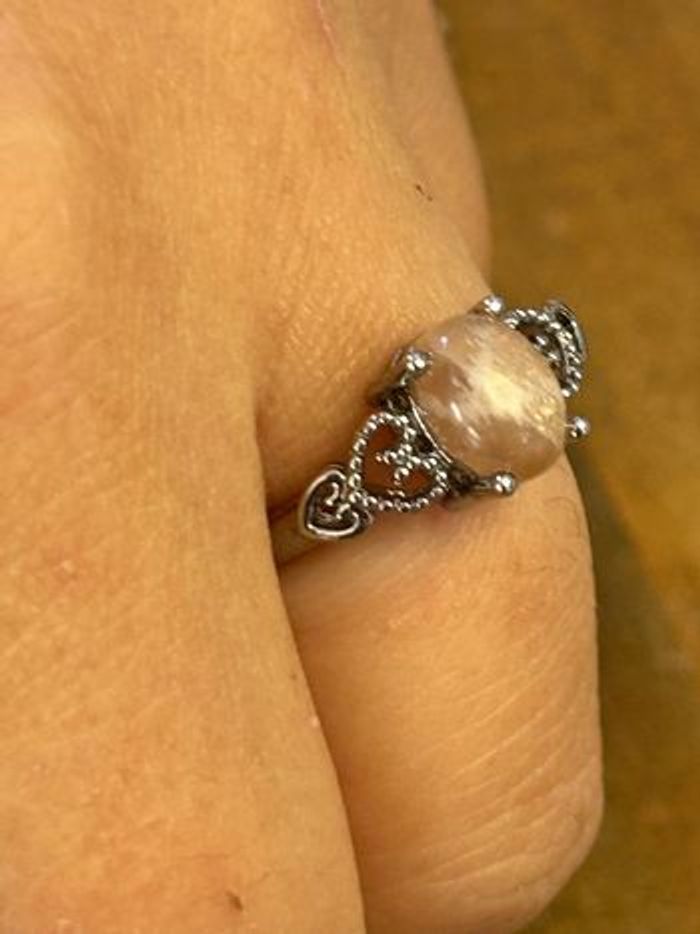 Bague réglable en laiton et en pierre de soleil – Joie & Rayonnement - photo numéro 2