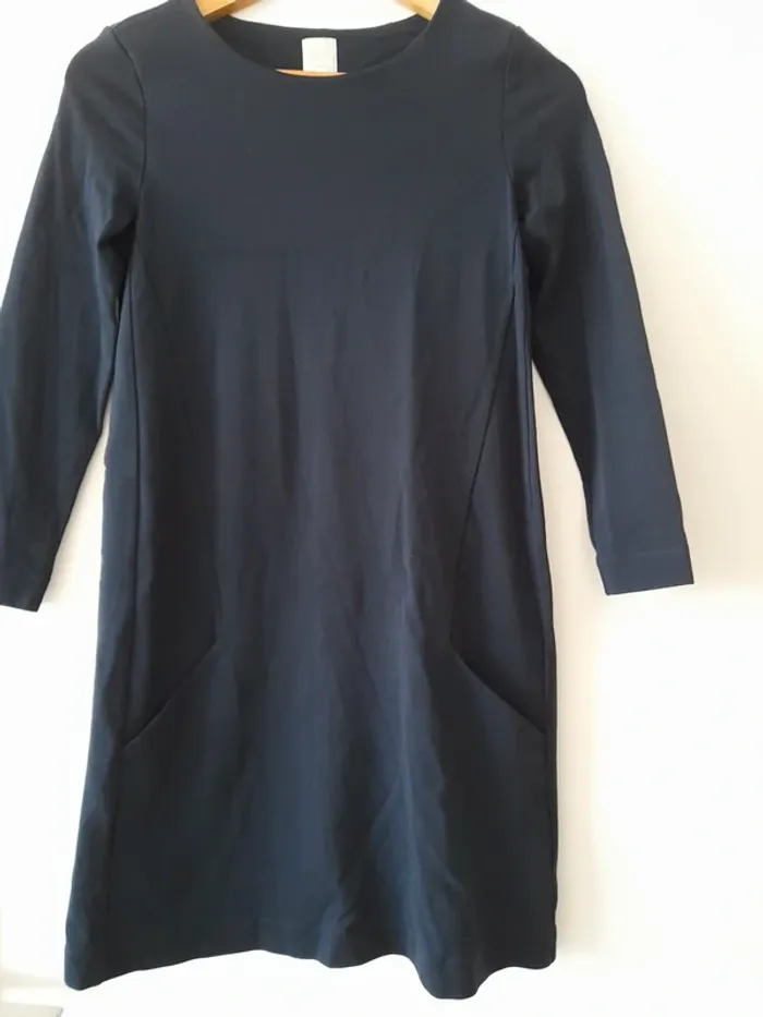 Robe courte forme droite