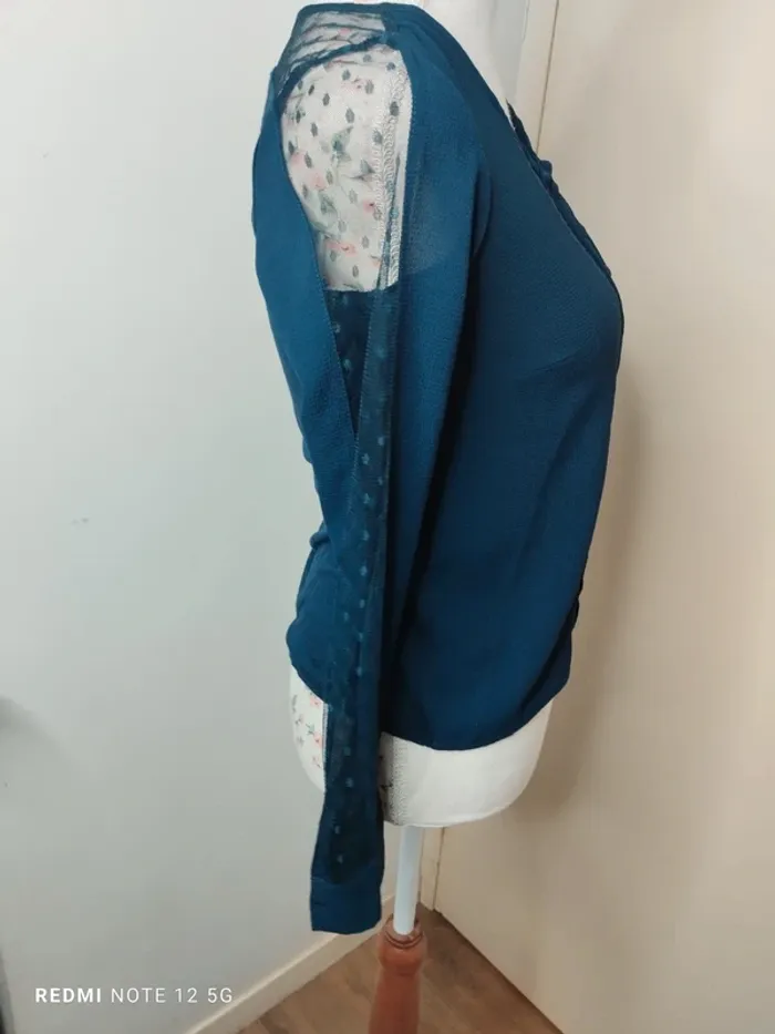 Magnifique blouse Naf Naf taille XS - photo numéro 5