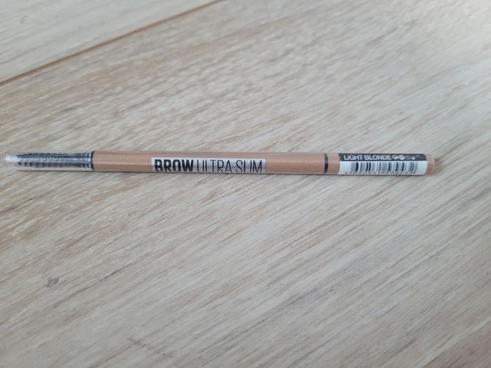 Crayon à sourcils brow precise micro Maybelline - photo numéro 2