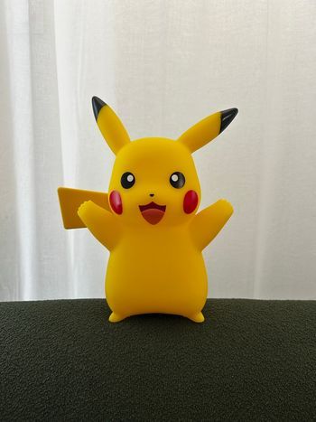 Veilleuse Pikachu, Pokémon