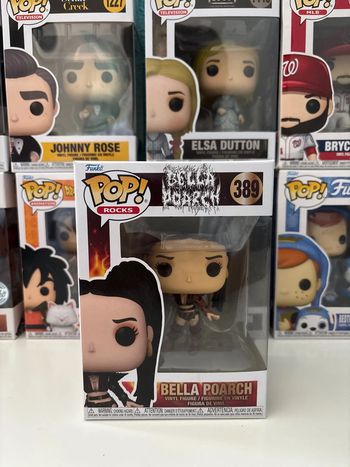 Funko pop bella poarch 389
