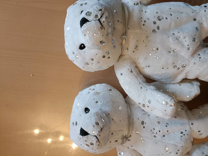 LOT DE 2  PELUCHES SEPHORA OURS BLANC AVEC ETOILES ARGENTEES - photo numéro 2