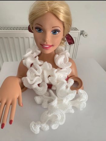 Écharpe froufrous
